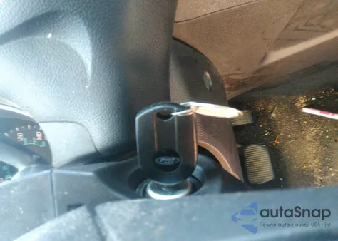 2013 Ford Focus Se z USA, uszkodzony, nr VIN 1FADP3F24DL265635